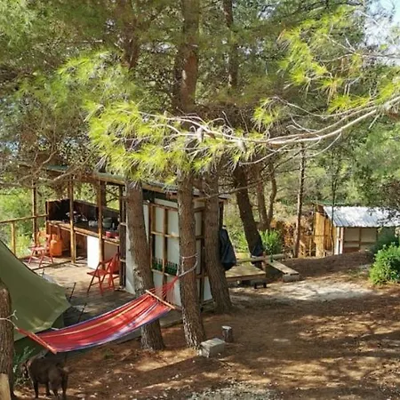 Zelt 2 Camp West * Ražanac