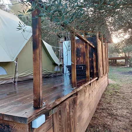 Zelt 2 Camp West *